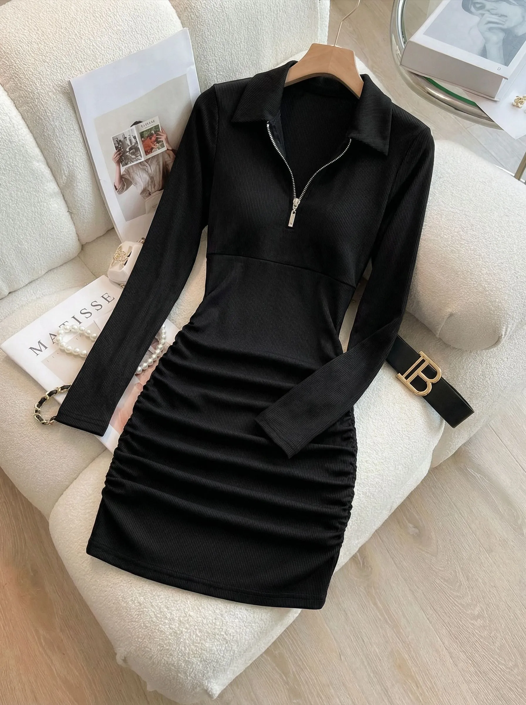 Чёрное платье — товар для виртуальной примерки